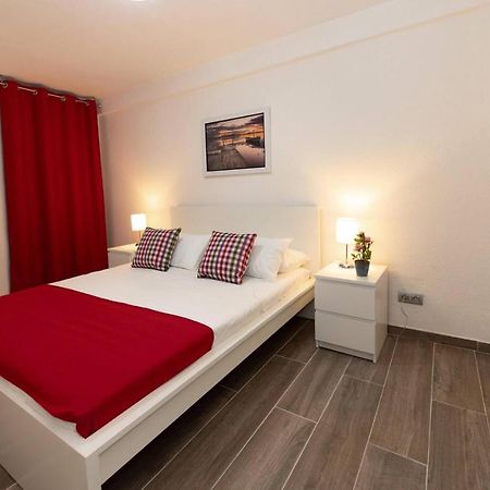 Modern Apartment With Pool And Wifi Playa Fanabe Exterior photo
