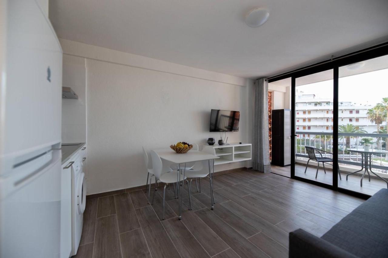Modern Apartment With Pool And Wifi Playa Fanabe Exterior photo
